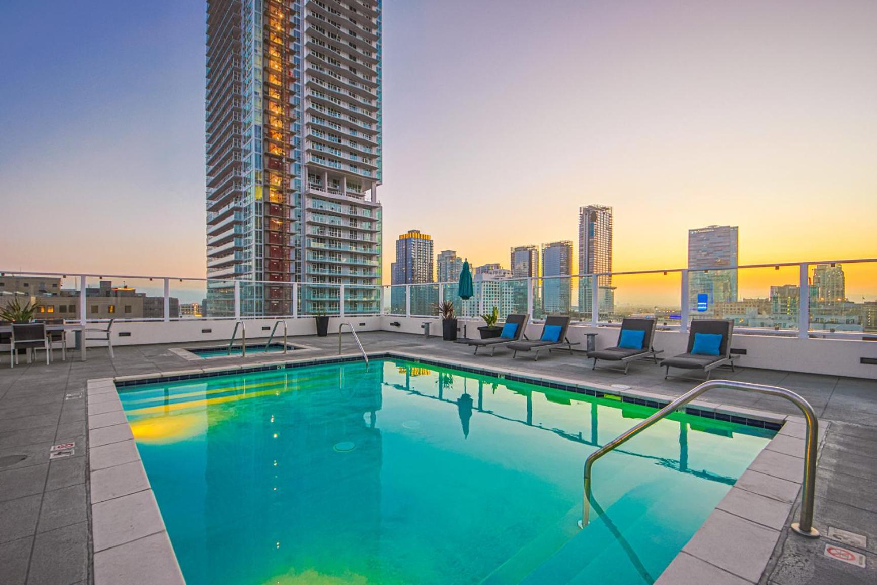 Stunning 1 Bdr 1 Bth, Pool, Jacuzzi Apartment ลอสแอนเจลิส ภายนอก รูปภาพ